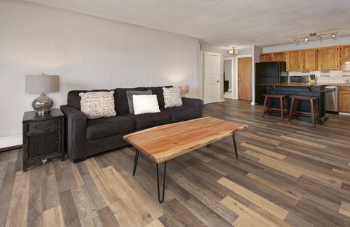 Dillon Condo | Condo 2 BR in Dillon sleeps 5, Pool and Hot Tub
