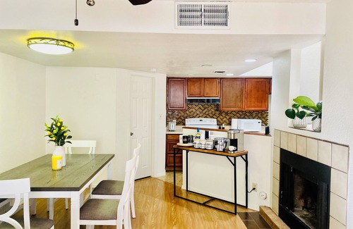Alhambra Condo | Condo close to GCU, Chase Field & State farm stadium.