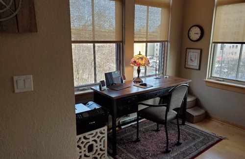 Brewers Hill Condo | CONDO FOR RENT FOR DNC - MKE!