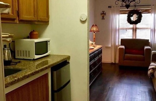 Bay Front To La Porte Apartment | Condo near Kemah Boardwalk