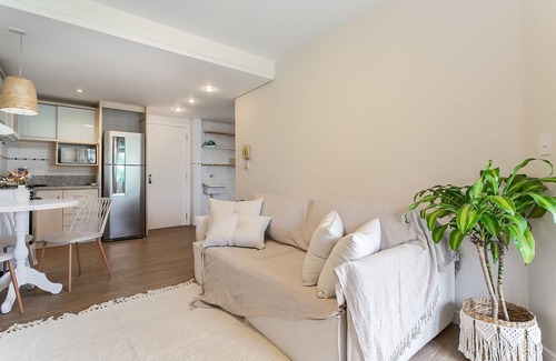 Porto da Lagoa Apartment | Condominium with Pier at Lagoa da Conceição #LA10