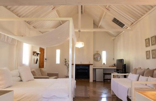 Tsumeb Cabin | Conductor's Inn