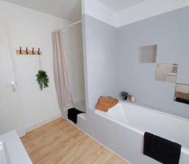Chalons-en-Champagne Apartment | Confort centre ville