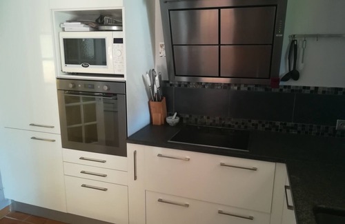 Pignan Villa | Confortable Villa Familiale au Terrain Calme et Ombragé à L'orée de Montpellier