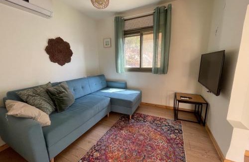 Amirim Apartment | Connected Guest House