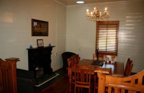 Stanthorpe House | Connor House - self contained accommodation
