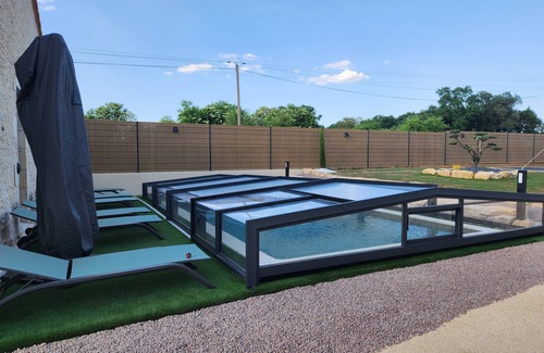 Savigne House | Contemporary gite with pool
