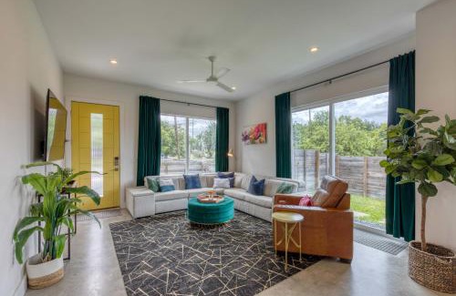 Galindo House | Contemporary Home Centrally Located Near SoCo & DT