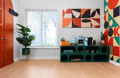 Greater South River City House | Content Casa Near Bars DT SAUNA Hot Tub