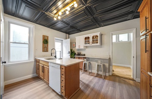 Gulph Mills House | Convenience, Space, and Charm!