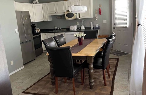 Thunder Bay Apartment | Convenient Area Glamorous suite