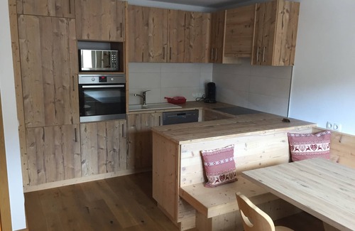 Soell Apartment | Convenient modern apartment in Soell, close to the ski lift