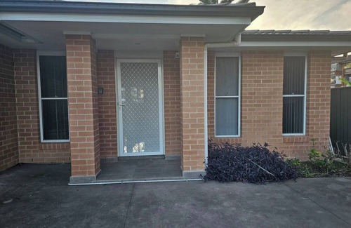 Cabramatta House | Convenient new private entire home in the heart of Little Saigon.n