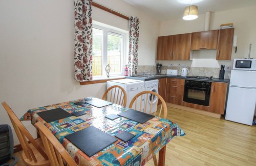 Morar Cottage | COOINDA COTTAGE, country holiday cottage, with a garden in Mallaig
