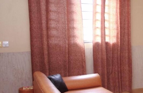 Tema Bed & Breakfast | Cool bed & breakfast with AC in Ashiaman Kubekro No 5