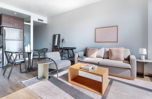 Downtown San Francisco Apartment | Cool Hayes Valley 1BR w/Pool, Gym, Spa, Pet Area & W/D