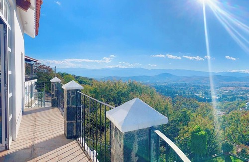 Ixtapan de la Sal Villa | Cool Mexican Villa in charming Ixtapan de la Sal, Rancho San Diego, Edomex