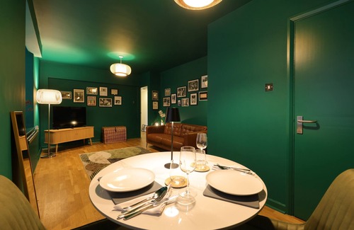 The City of London Apartment | Cool stay in the historic City of London, 10mins from Covent Garden