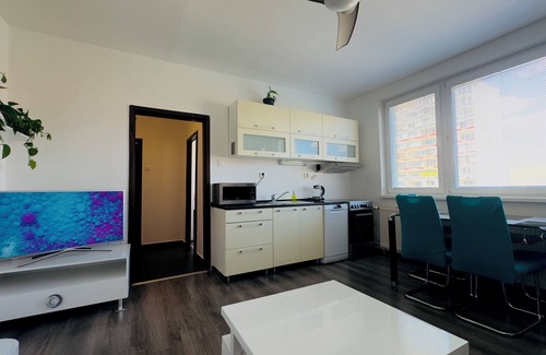 Bratislava Apartment | CoolHue Apartment