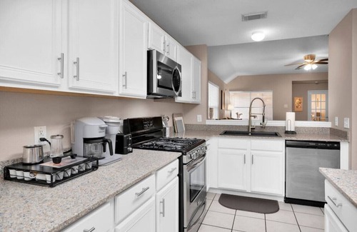 Spring House | Coppercrest · 4-Bedroom/2-Bath Home near The Woodlands