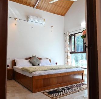 Lansdowne House | CorbettRivervalleyHomestay
