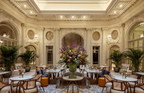 Onze-Lieve-Vrouw-ter-Sneeuw Hotel | Corinthia Grand Hotel Astoria Brussels