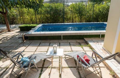 Vrahati Apartment | Corinthian Villas Lemon Villa