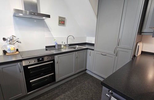 St. Mawes Cottage | Corner Cottage - a cottage that sleeps 5 guests in 2 bedrooms