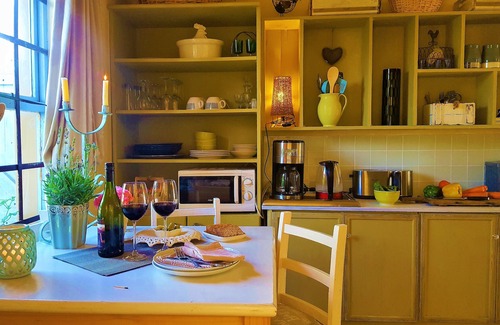 West Beach Cottage | Corner Cottage near the sea