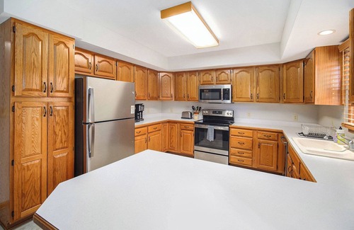 Lincoln House | Cornhusker Haven