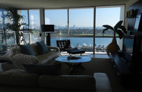 Coronado Condo | Corondo Shores Unique & Beautiful Condo - Stunning Views! Pet Welcome!