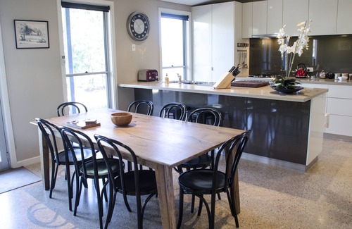 Dunkeld House | Corrugated Cottage, Dunkeld, Dog-friendly.