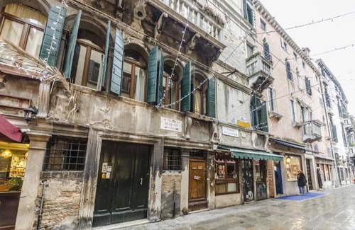 San Polo Apartment | Corte Rialto (300m from Rialto´s Bridge)