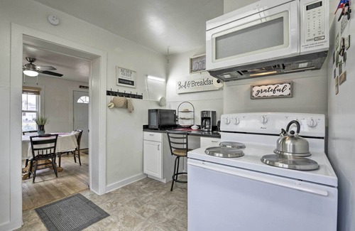 Cortez Cottage | Cortez Cottage w/ Views & Yard, 9 Mi to Mesa Verde