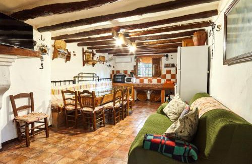 Castillo de Locubin Apartment | Cortijo Rural Majolero 1