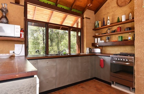 Broke Cottage | Corymbia Cottage Brokes Secluded Escape for max 4