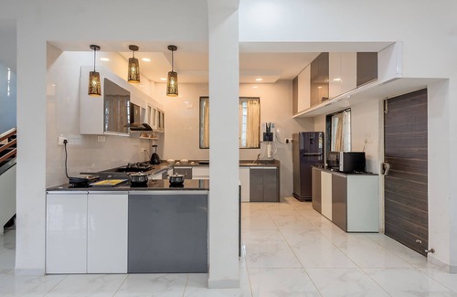 Ambavna Villa | CosmicStays Ekantam - Mountain View Villa near Pune