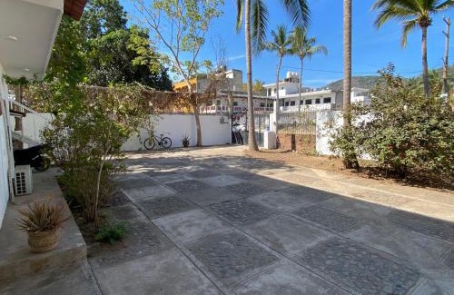 Los Ayala House | Costa Ayala casa para 18 personas a cuadra y media de la playa