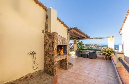 Torre dei Corsari House | Costa Verde - Panoramic Stay Terrace Wifi BBQ AC