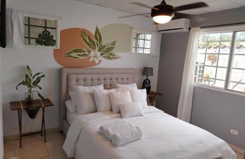 La Chorrera House | Costa Verde Room With Private Bathroom