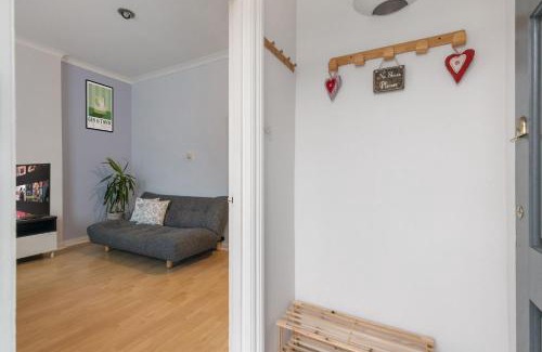 Finchley Apartment | Cosy 1-Bed Flat for 4 Ppl w Parking