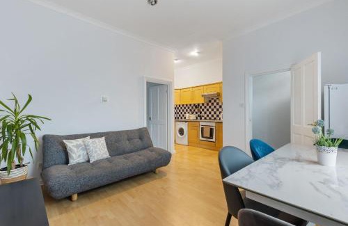 Finchley Apartment | Cosy 1-Bed Flat for 4 Ppl w Parking