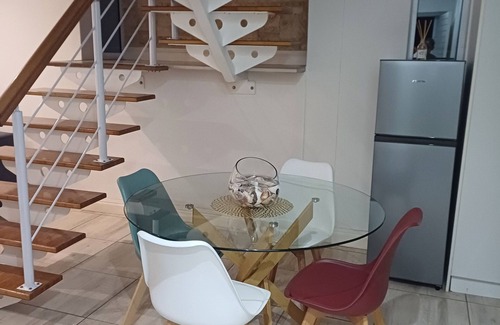 Nahoon Apartment | Cosy 2 Bedroom Apartment in a Prominent Area of East London Nahoon