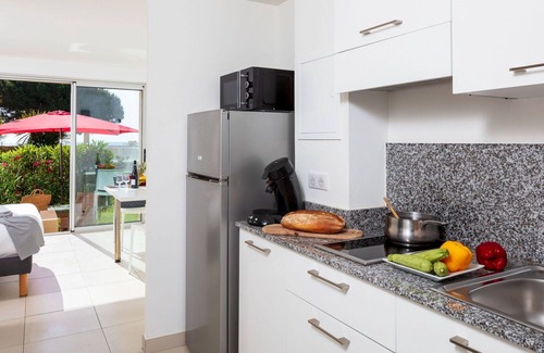 Santa-Lucia-di-Moriani Apartment | Cosy apartment for 2 guests with internet, A/C, pool, TV, pets allowed and parking