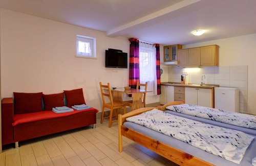 Bohinjska Bistrica Apartment | Cosy apartment for 2 people with WIFI, TV, pets allowed, panoramic view and parking