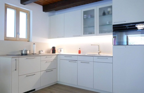 Roveredo Apartment | Cosy apartment for 4 guests with terrace, panoramic view and parking