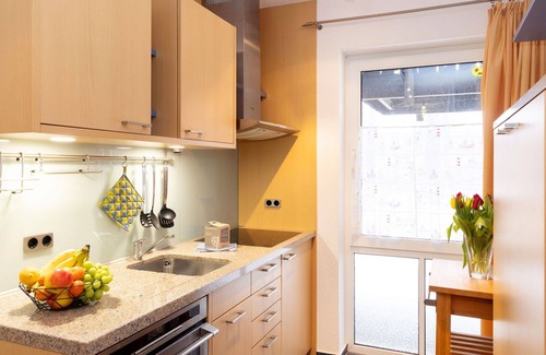 Ostvorpommern Apartment | Cosy apartment for 4 guests with WIFI, TV, terrace, pets allowed and parking