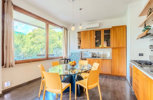 Naggio Apartment | Cosy apartment for 4 guests with A/C, WIFI, TV, balcony, pets allowed and parking
