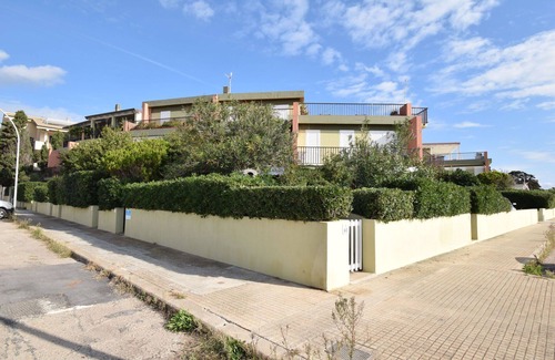 Fertilia Apartment | Cosy apartment for 6 guests with A/C, pets allowed and parking