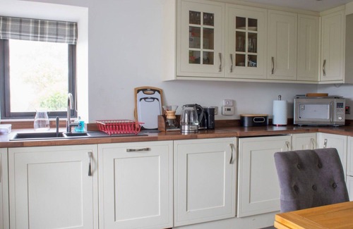 Waternish Apartment | Cosy apartment for 2 people with WIFI, TV, pets allowed and parking